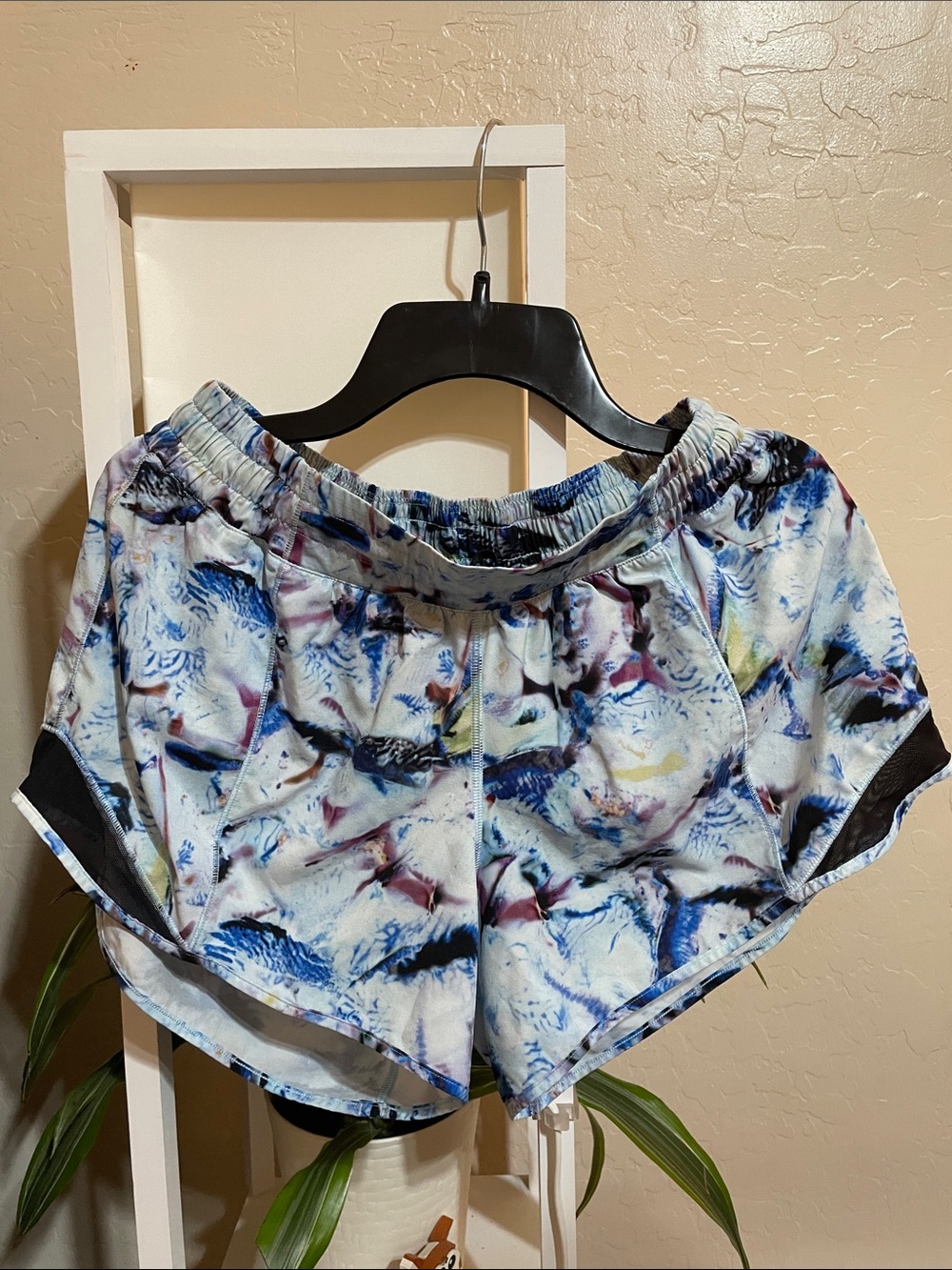 lululemon athletica Hotty Hot Shorts